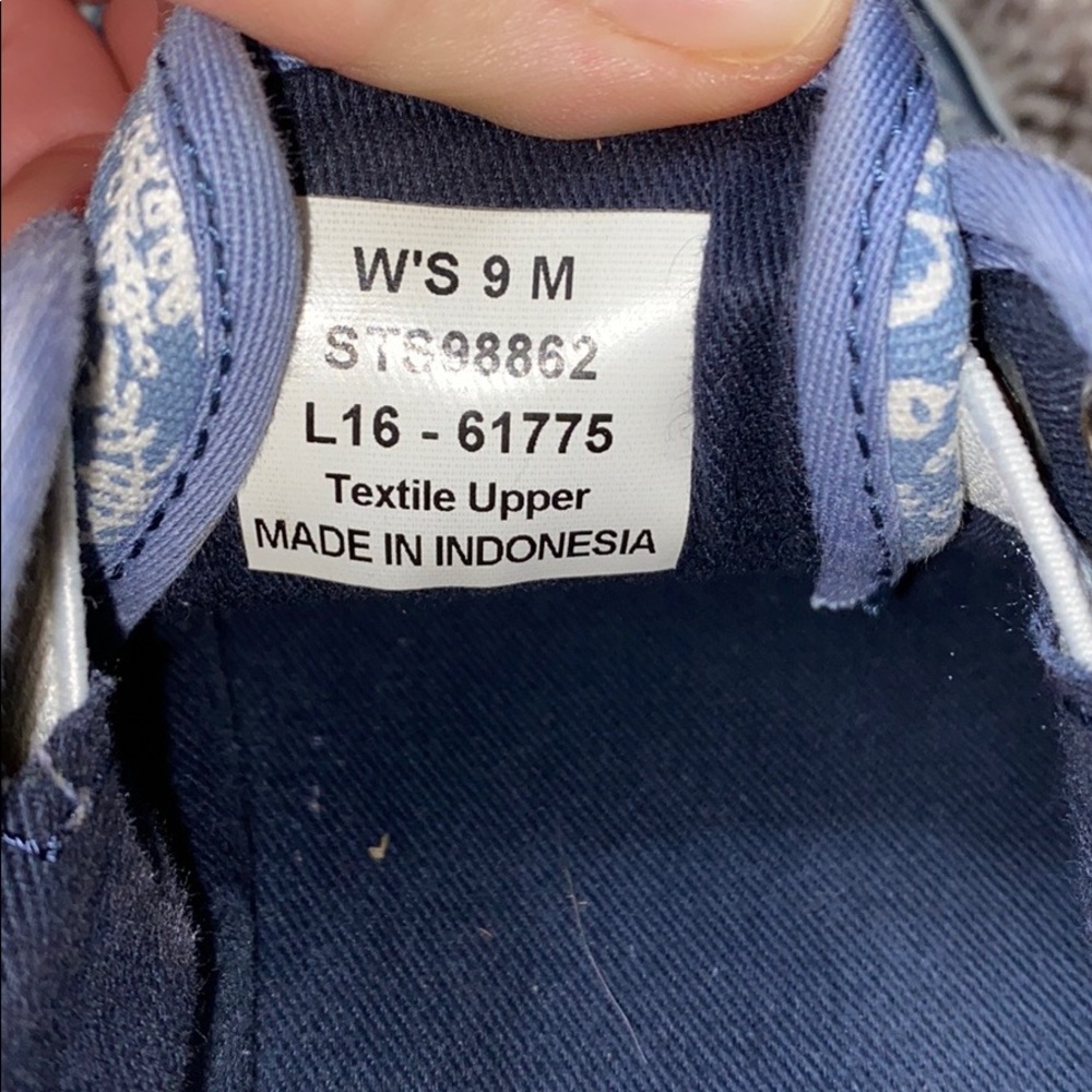 Sperry Women's Blue Floral Sneakers - Picture 3 of 5